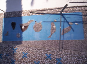 Pared de conchas en Afur