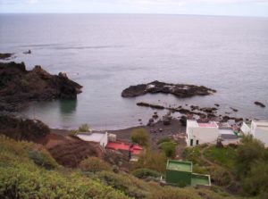 Playa Casas Blancas en Roque Bermejo