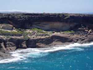 Playa los Morteros - Acantilado