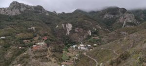 Panorámica del caserío de Chamorga